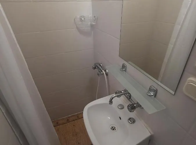 Δωμάτια σε οικογενειακή κατοικία Daniela *