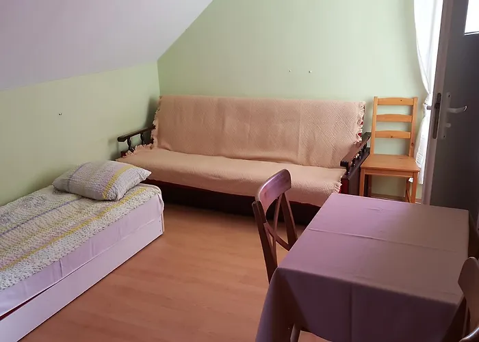 Δωμάτια σε οικογενειακή κατοικία Daniela Rewal